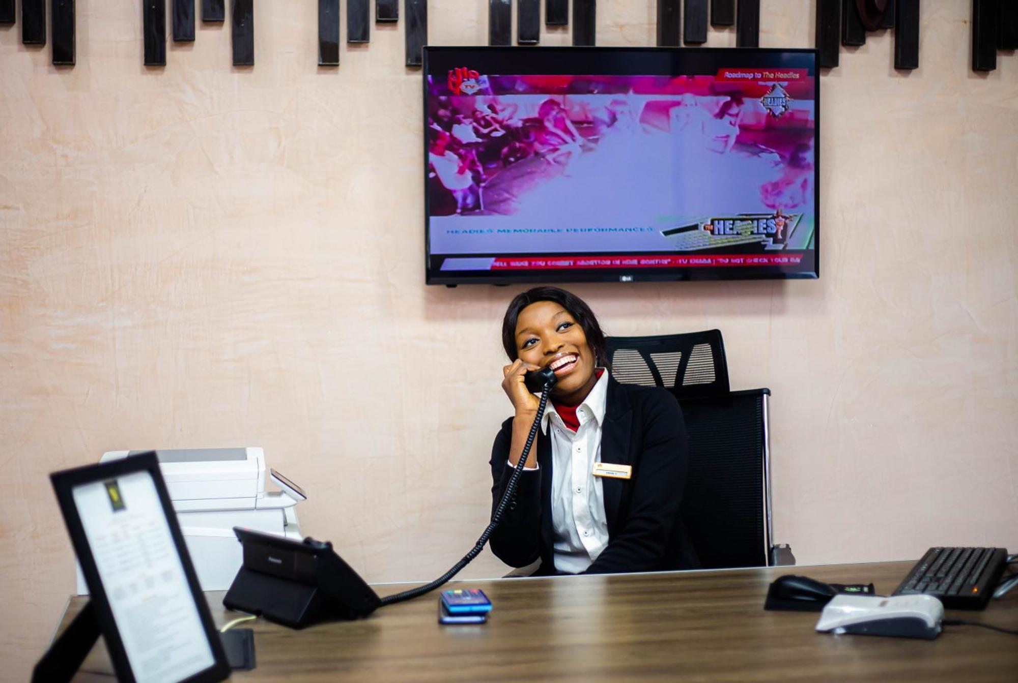 Vibes Suites Kaba Exterior foto